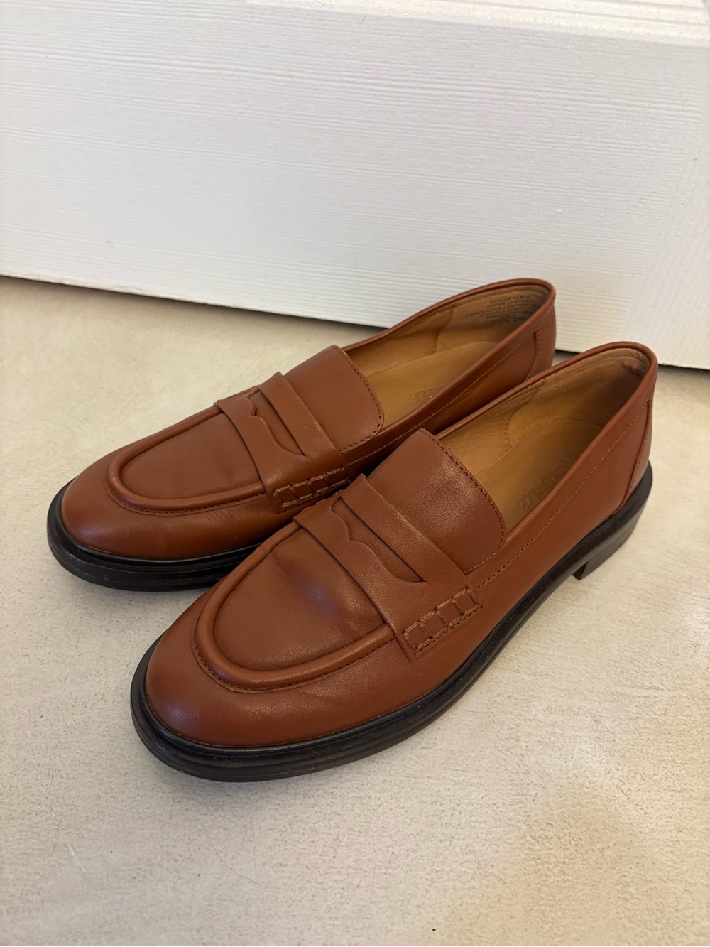 Madewell Vernon Loafers in Dried Maple Size 9